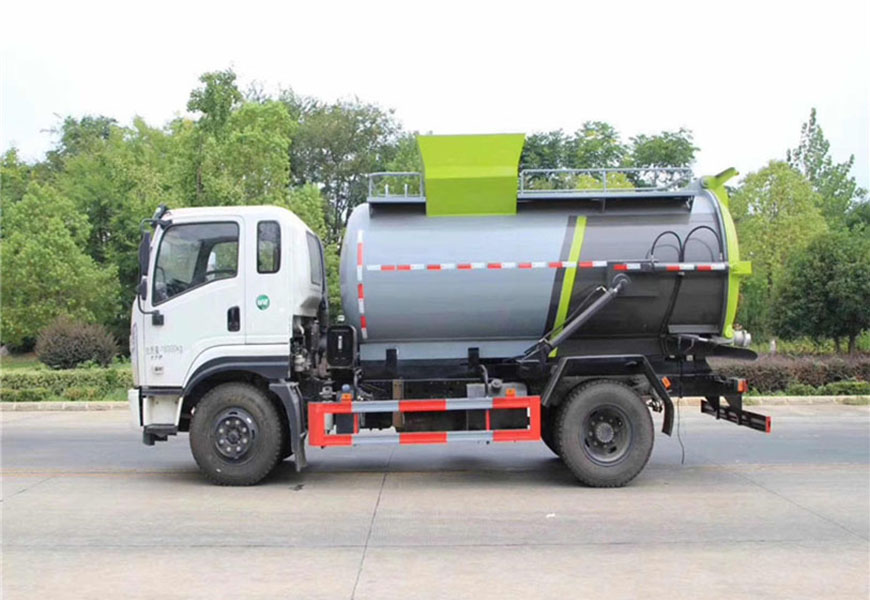 國(guó)六東風(fēng)專(zhuān)底D1餐廚垃圾車(chē)圖片