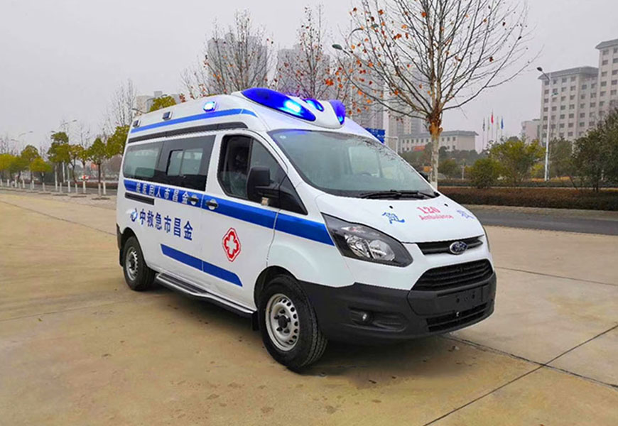 國(guó)六福特V362中軸中頂救護(hù)車(chē)(汽油版)
