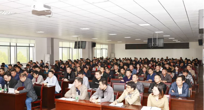 程力汽車集團(tuán)成立監(jiān)察委員會(huì)助力全市掃黑除惡專項(xiàng)斗爭(zhēng)