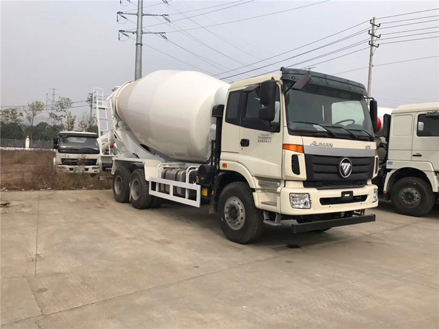 福田歐曼14方攪拌車(chē)